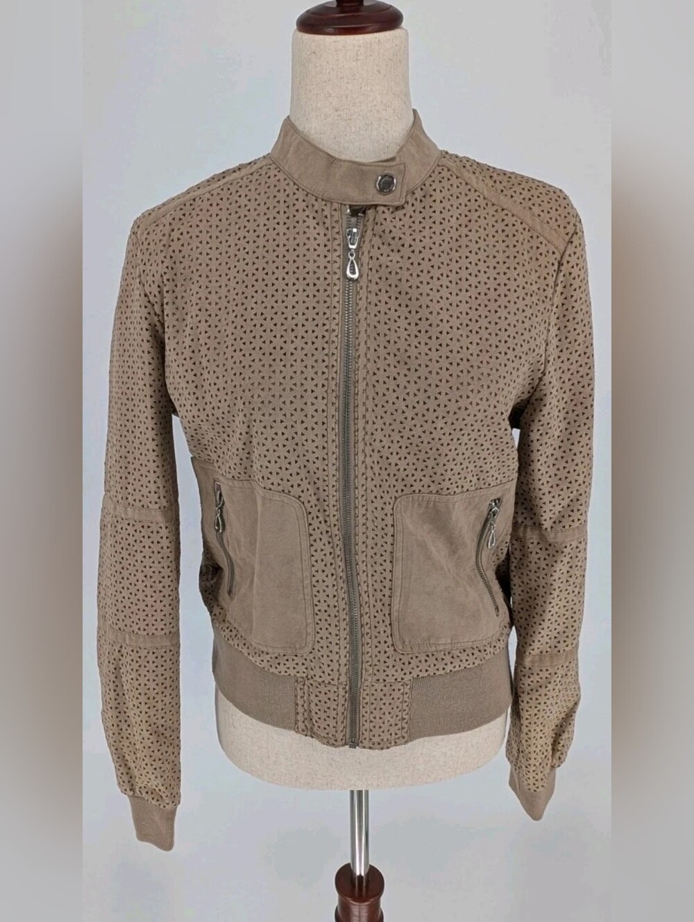Kenneth Cole New York M Faux Suede Perforated Beige Bomber Jacket